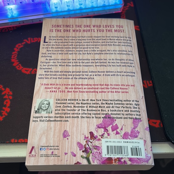 It ends with us by Colleen Hoover - Picture 2 of 2